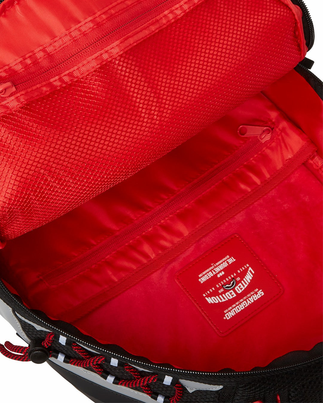 SKY HIGH SEEKERS ARCTIC DELUXE BACKPACK | Sprayground Value Deal